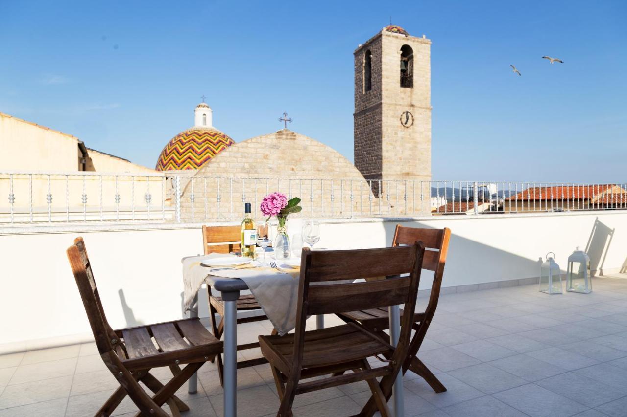 La Via Rooms And Terrace Olbia Exterior photo